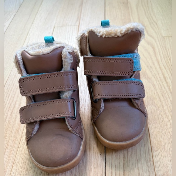 Ten Little Other - Ten Little Furry High Top Toddler Shoes Size 7.5 Brown Winter Sneakers